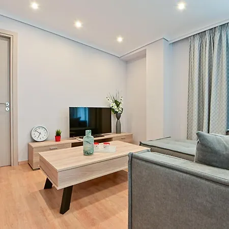 Charming With A Sea View Terrace Apartment Piraeus