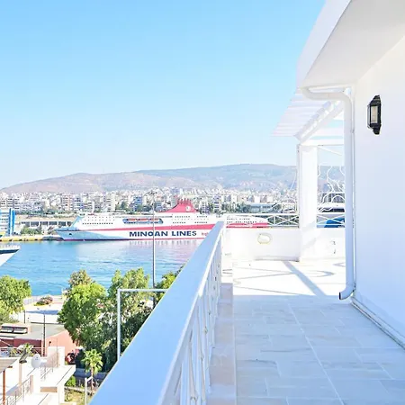 Charming With A Sea View Terrace Pireus